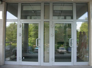 Алюминиевые двери в Киеве, производство и монтаж.