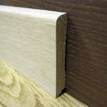 Плинтус массивный дубовый