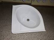 Продам раковину угловую