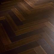 Паркет из массива ореха, доска паркетная массивная из ореха (пропаренн